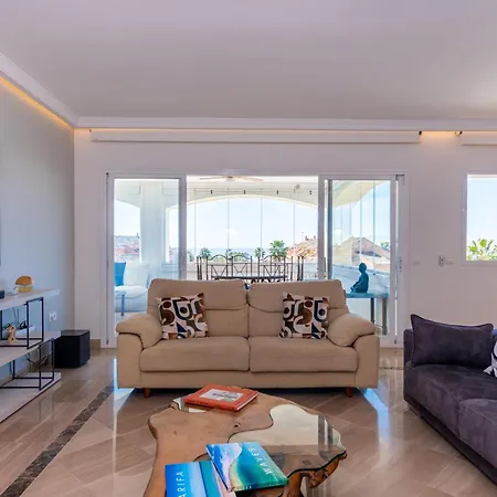 Apartment Fantastico Atico Duplex En Marbella, Con Vistas Al Mar Y A 300 Metros De La Playa