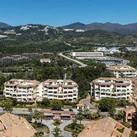 Apartment Fantastico Atico Duplex En Marbella, Con Vistas Al Mar Y A 300 Metros De La Playa Marbella